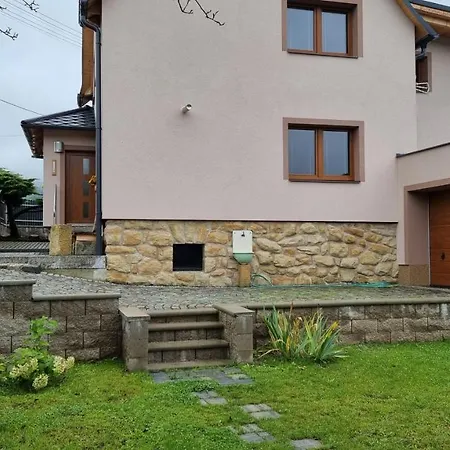 U Pařeza Prázdninový dům