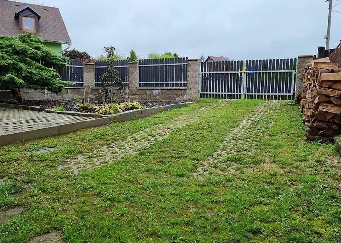 U Pareza 펜션 Ludvikovice